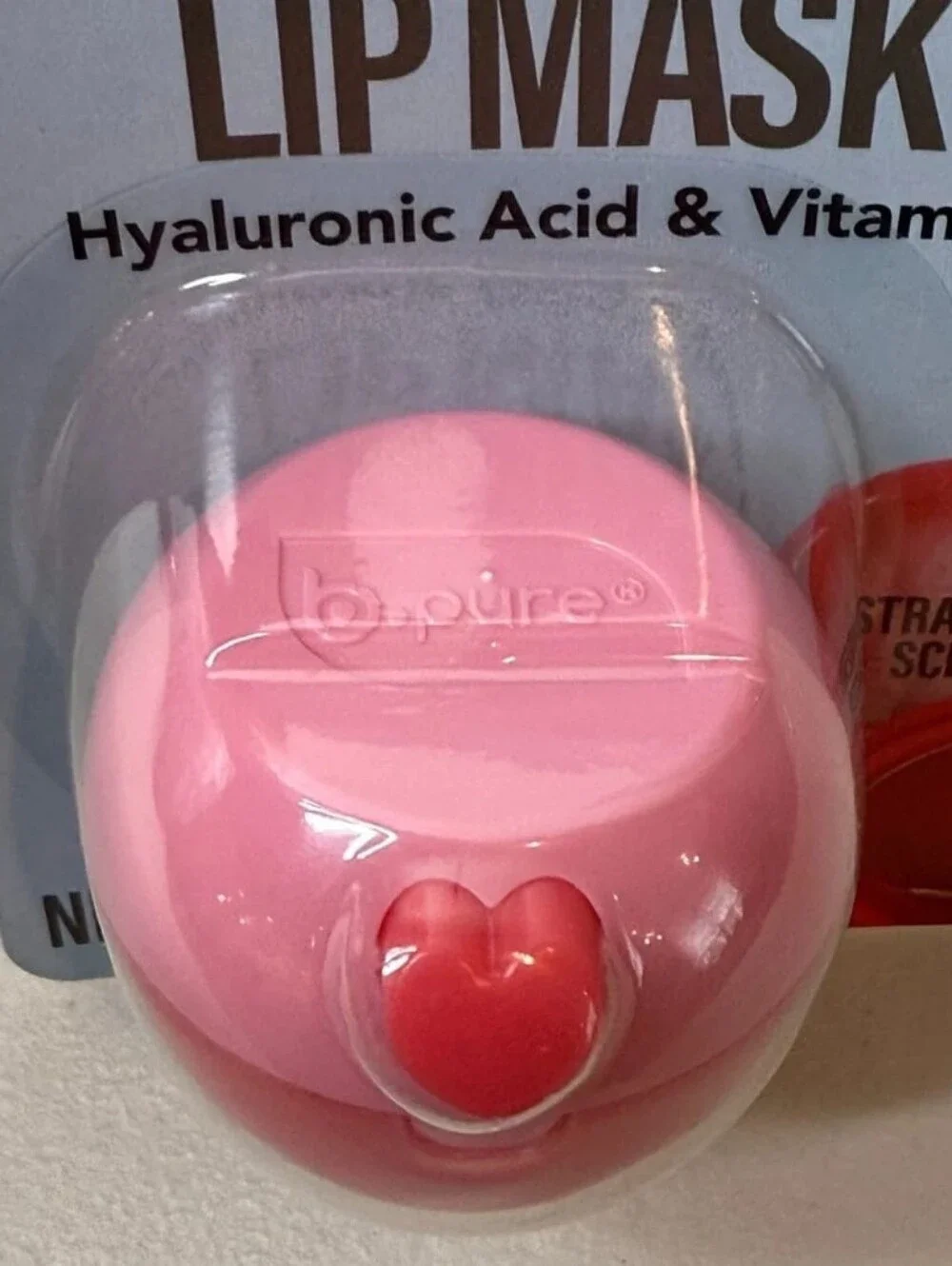Pink Lip Mask with Hyaluronic Acid & Vitamin E - Strawberry Scented